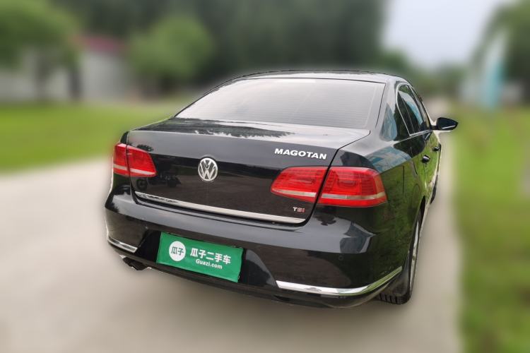 Used Volkswagen Magotan 2012 1.8TSI Luxury Model Rear Right 45 Deg