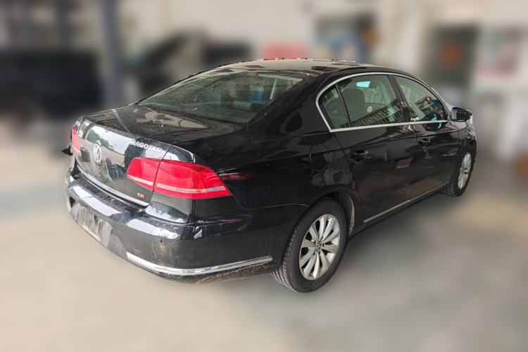 Used Volkswagen Magotan 2012 Revised Version 1.8TSI Leading Edition Rear Right 45 Deg