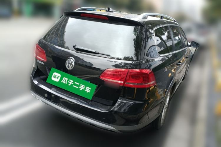 Used Volkswagen Magotan 2012 Travel Edition 2.0 TSI Four-Wheel Drive Luxury Version Rear Right 45 Deg