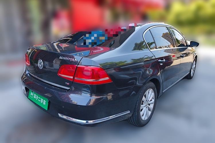 Used Volkswagen Magotan 2012 Revised 1.8TSI Luxury Version Rear Right 45 Deg