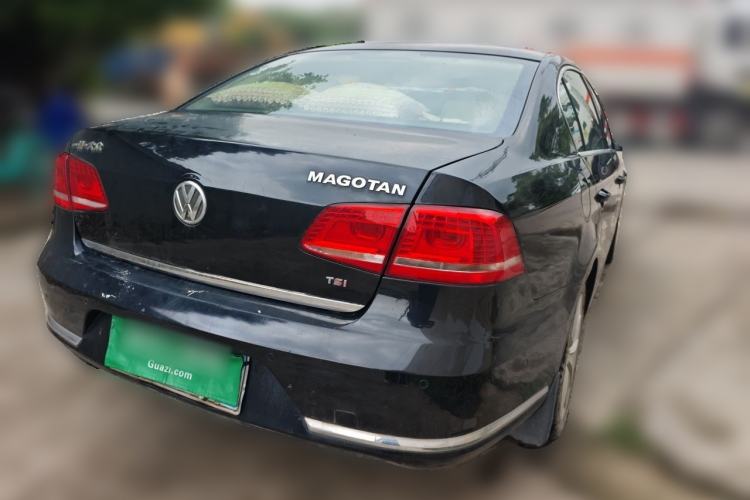 Used Volkswagen Magotan 2012 1.8TSI Prestige Model Rear Right 45 Deg