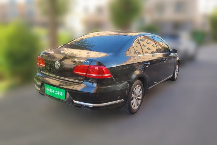 Used Volkswagen Magotan 2012 Revised Version 1.8TSI Leading Edition Rear Right 45 Deg