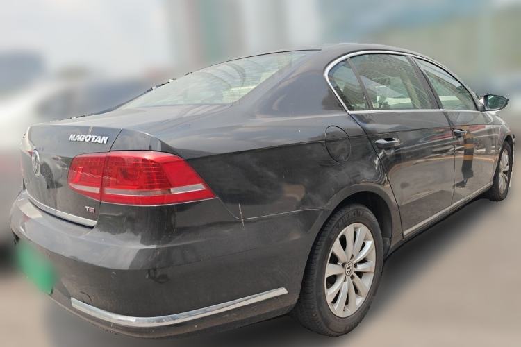 Used Volkswagen Magotan 2012 Revised Version 1.8TSI Leading Edition Rear Right 45 Deg