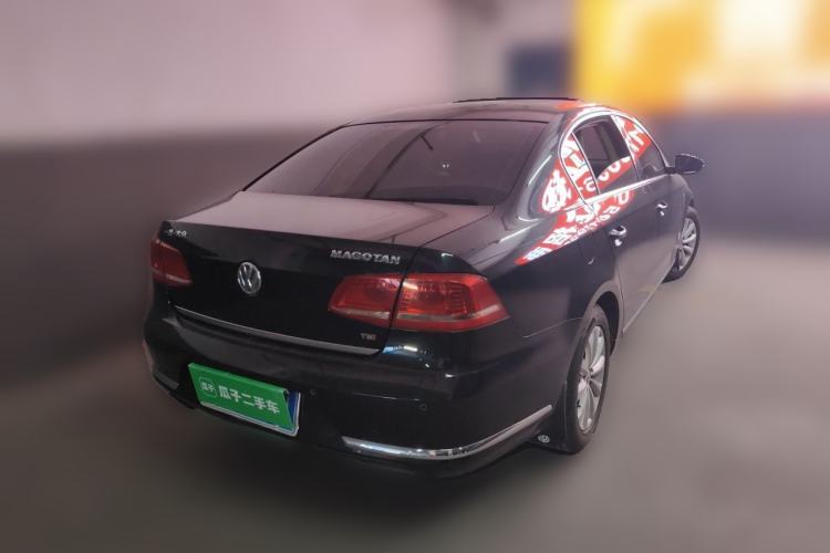 Used Volkswagen Magotan 2012 Revised Version 1.8TSI Leading Edition Rear Right 45 Deg