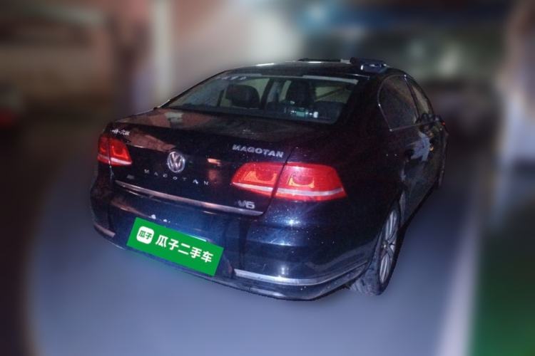 Used Volkswagen Magotan 2012 1.8TSI Prestige Model Rear Right 45 Deg