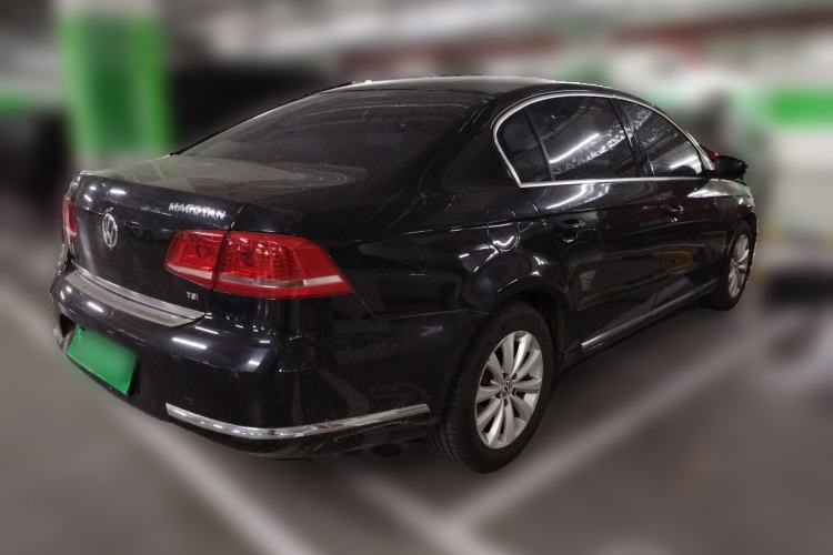 Used Volkswagen Magotan 2012 Revised 1.8TSI Luxury Version Rear Right 45 Deg