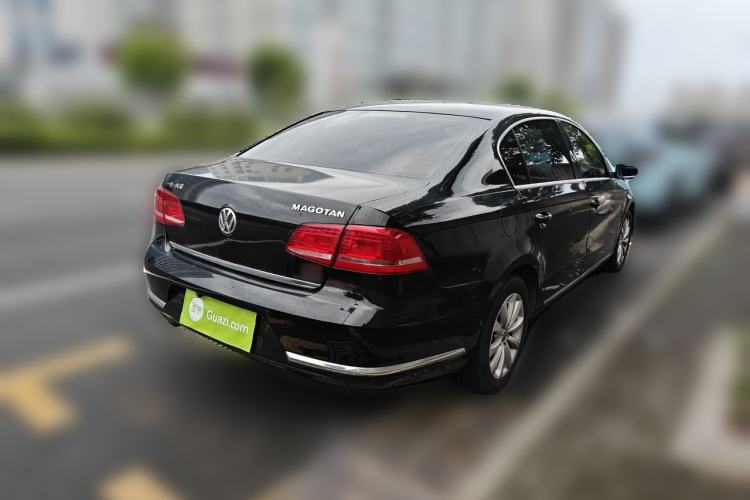 Used Volkswagen Magotan 2012 Revised 1.8TSI Luxury Version Rear Right 45 Deg