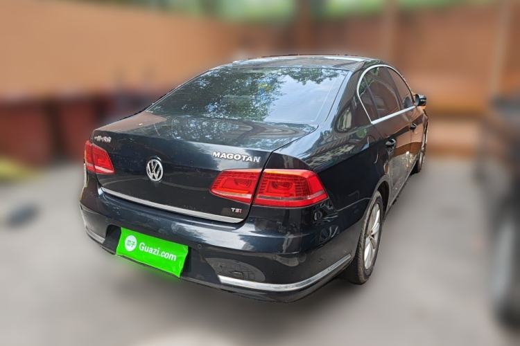 Used Volkswagen Magotan 2012 Revised 1.8TSI Luxury Version Rear Right 45 Deg