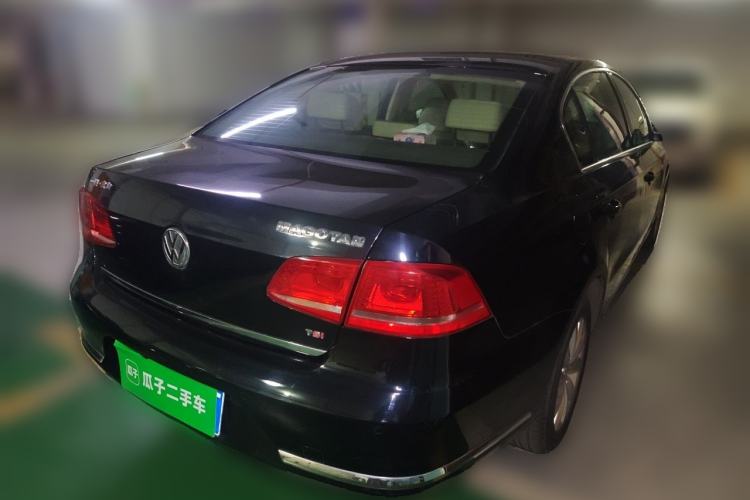 Used Volkswagen Magotan 2012 Revised Version 1.8TSI Leading Edition Rear Right 45 Deg