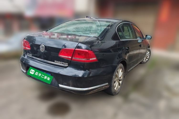 Used Volkswagen Magotan 2012 Revised 1.8TSI Luxury Version Rear Right 45 Deg