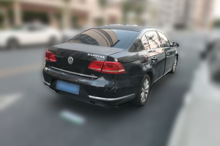 Used Volkswagen Magotan 2012 Revised Version 1.8TSI Leading Edition Rear Right 45 Deg