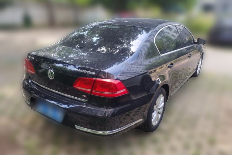 Used Volkswagen Magotan 2012 Revised Version 1.8TSI Leading Edition Rear Right 45 Deg