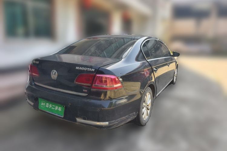 Used Volkswagen Magotan 2012 Revised Version 1.8TSI Leading Edition Rear Right 45 Deg