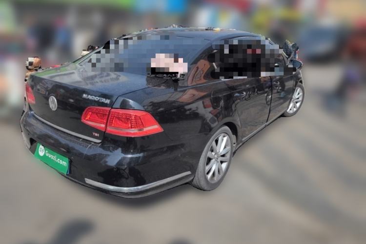 Used Volkswagen Magotan 2012 2.0 TSI Prestige Edition Rear Right 45 Deg