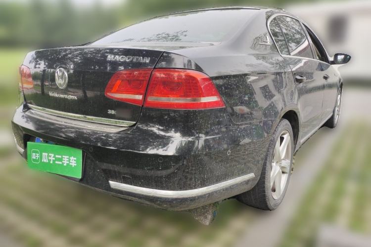 Used Volkswagen Magotan 2012 2.0 TSI Ultimate Edition Rear Right 45 Deg
