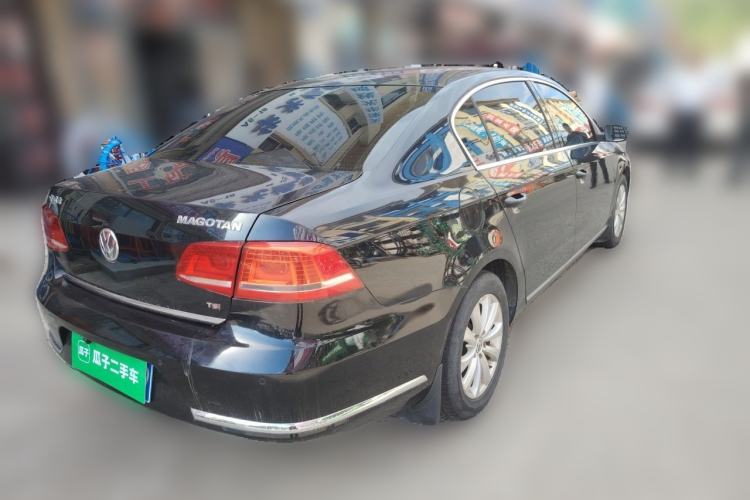 Used Volkswagen Magotan 2012 Revised 1.8TSI Luxury Version Rear Right 45 Deg