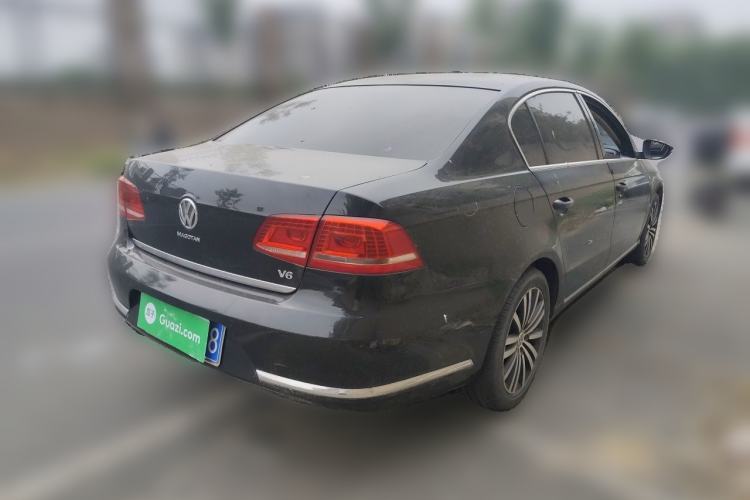 Used Volkswagen Magotan 2012 3.0 FSI Flagship Edition Rear Right 45 Deg
