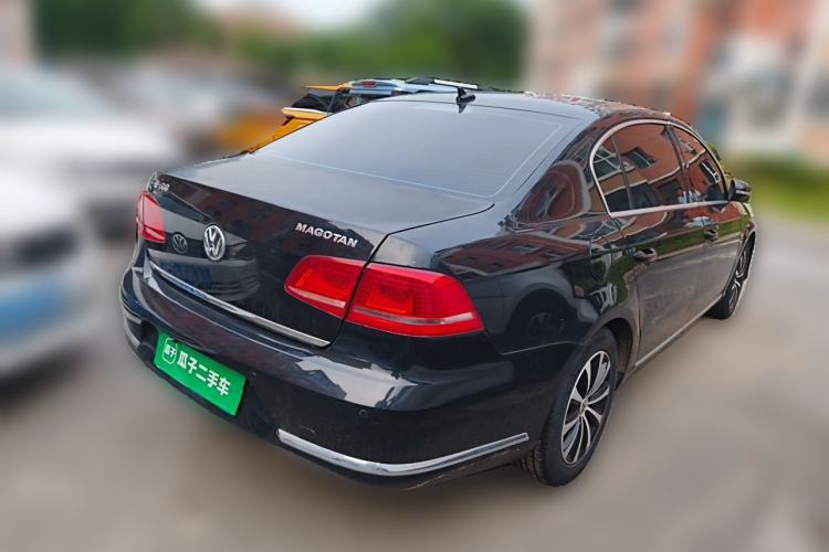 Used Volkswagen Magotan 2012 1.8TSI Luxury Model Rear Right 45 Deg