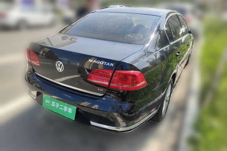 Used Volkswagen Magotan 2012 Revised 1.8TSI Luxury Version Rear Right 45 Deg