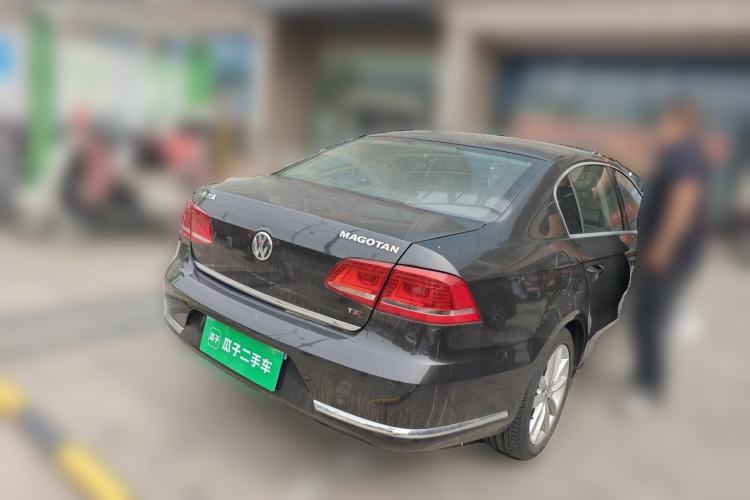 Used Volkswagen Magotan 2012 Facelift 1.8TSI Prestige Model Rear Right 45 Deg