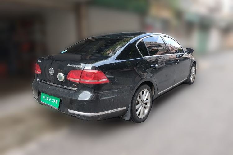 Used Volkswagen Magotan 2012 1.8TSI Prestige Model Rear Right 45 Deg