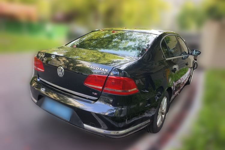 Used Volkswagen Magotan 2012 Revised 1.8TSI Luxury Version Rear Right 45 Deg