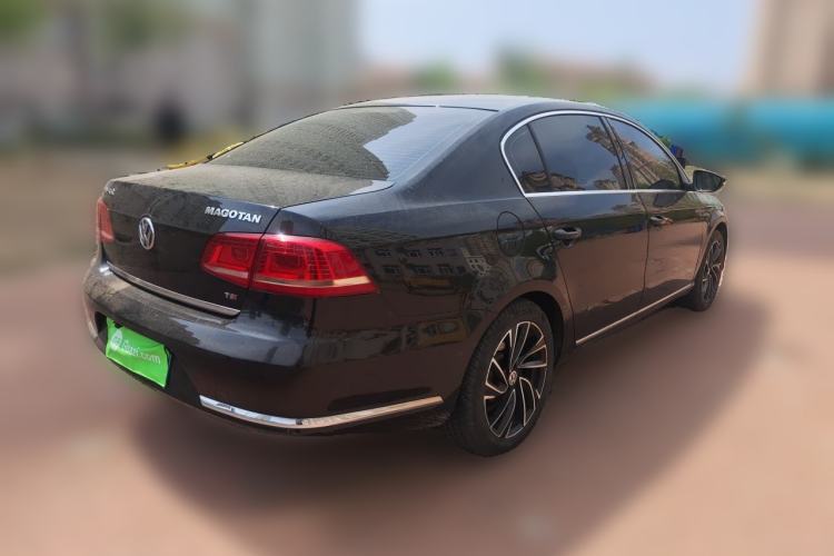 Used Volkswagen Magotan 2012 Revised 1.8TSI Luxury Version Rear Right 45 Deg