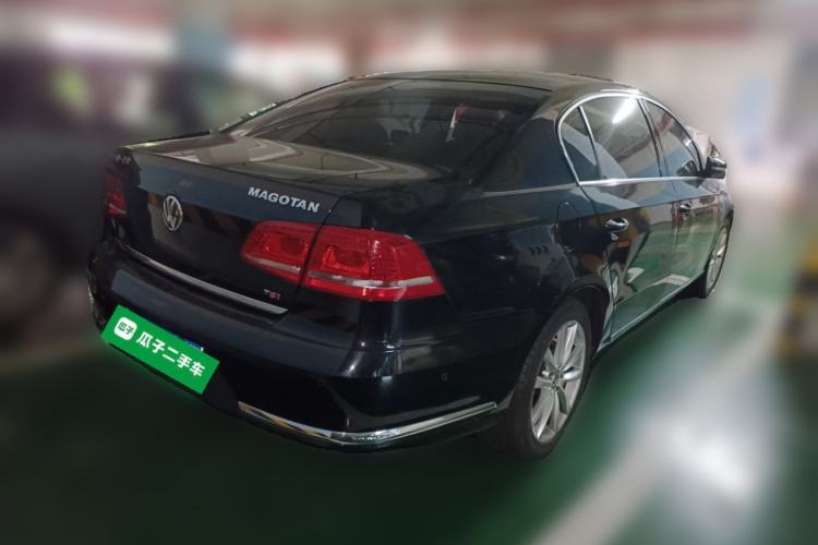 Used Volkswagen Magotan 2012 1.8TSI Prestige Model Rear Right 45 Deg