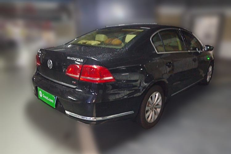 Used Volkswagen Magotan 2012 Revised Version 1.8TSI Leading Edition Rear Right 45 Deg