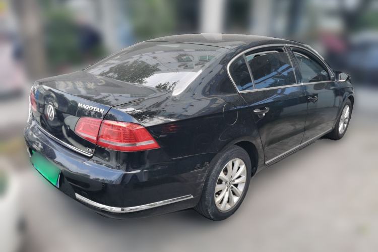 Used Volkswagen Magotan 2012 1.8TSI Luxury Model Rear Right 45 Deg