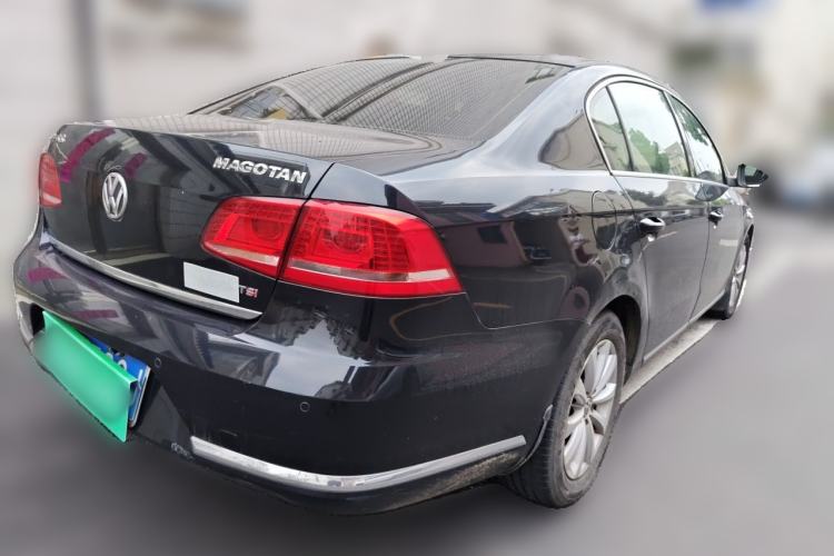 Used Volkswagen Magotan 2012 Revised Version 1.8TSI Leading Edition Rear Right 45 Deg