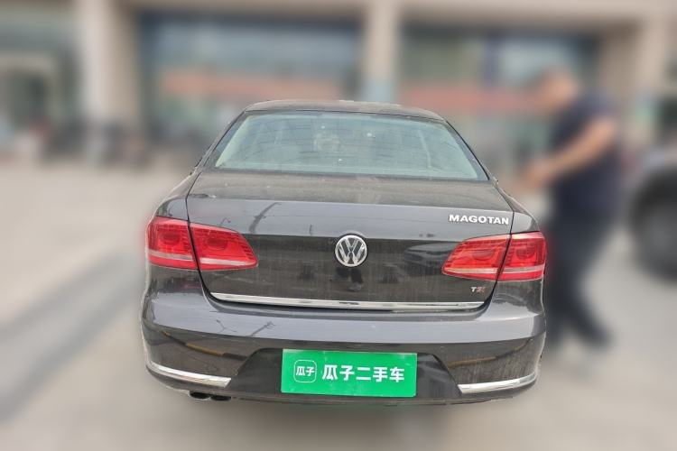 Used Volkswagen Magotan 2012 Facelift 1.8TSI Prestige Model Rear