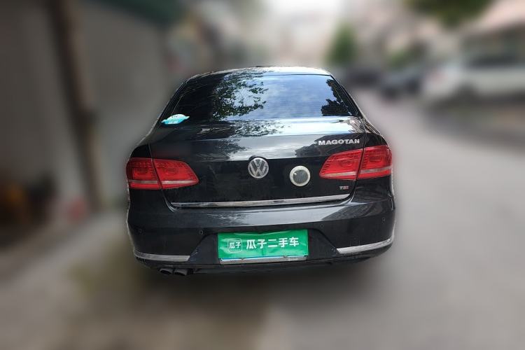 Used Volkswagen Magotan 2012 1.8TSI Prestige Model Rear