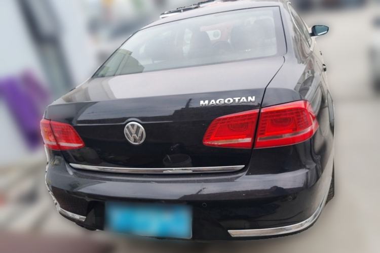 Used Volkswagen Magotan  Rear