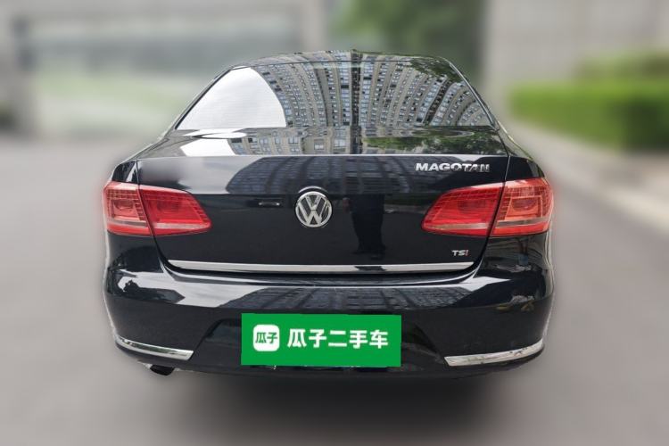 Used Volkswagen Magotan 2012 Revised 1.4 TSI Luxury Version Rear