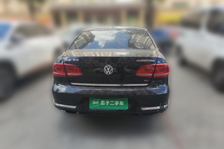 Used Volkswagen Magotan 2012 1.8TSI Luxury Model Rear