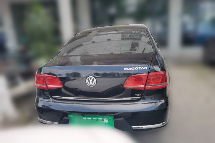Used Volkswagen Magotan 2012 1.8TSI Luxury Model Rear