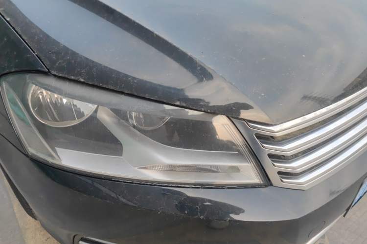 Used Volkswagen Magotan 2012 1.4TSI Comfort Edition Right Front Headlight