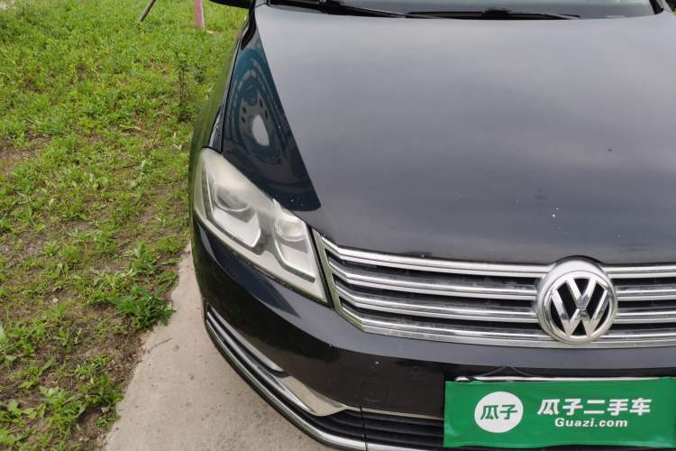 Used Volkswagen Magotan 2012 1.8TSI Luxury Model Right Front Headlight