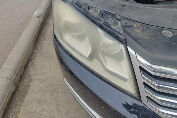 Used Volkswagen Magotan 2012 1.8TSI Luxury Model Right Front Headlight