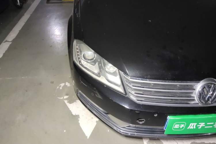 Used Volkswagen Magotan 2012 2.0 TSI Ultimate Edition Right Front Headlight