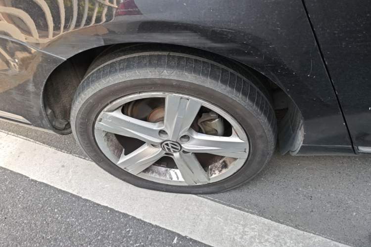 Used Volkswagen Magotan 2012 2.0 TSI Ultimate Edition Right Rear Wheel Hub