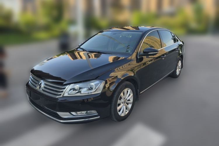 Used Volkswagen Magotan 2012 1.8TSI Luxury Model Guazi used car, China used car export, Used car for sale, Used Volkswagen cars, Cheapest cars for sale