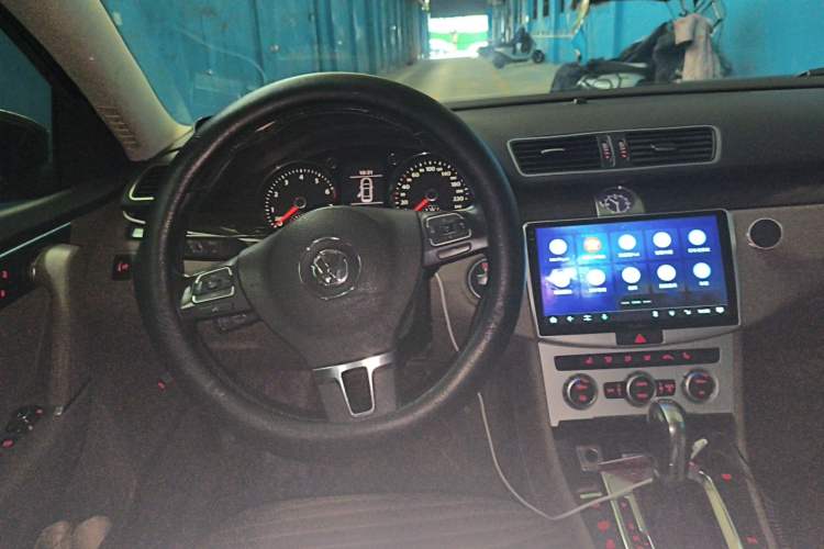 Used Volkswagen Magotan 2012 2.0 TSI Prestige Edition Steering Wheel