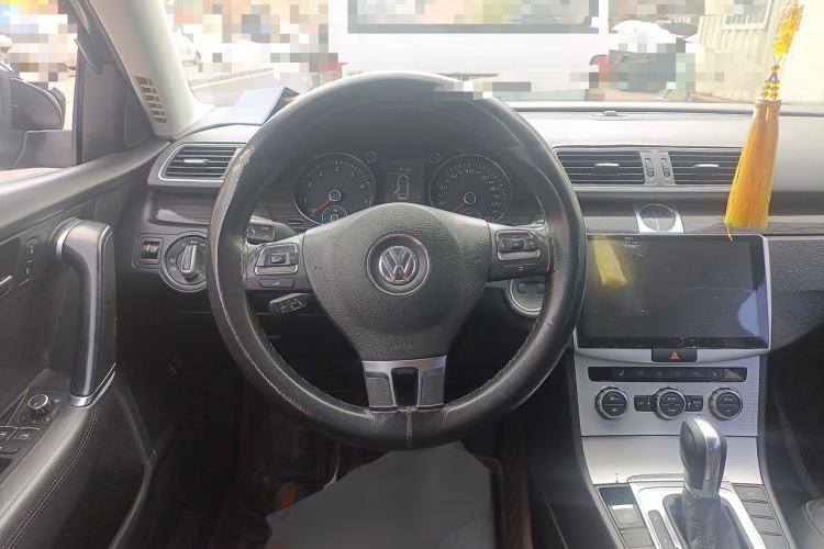 Used Volkswagen Magotan 2012 1.8TSI Prestige Model Steering Wheel