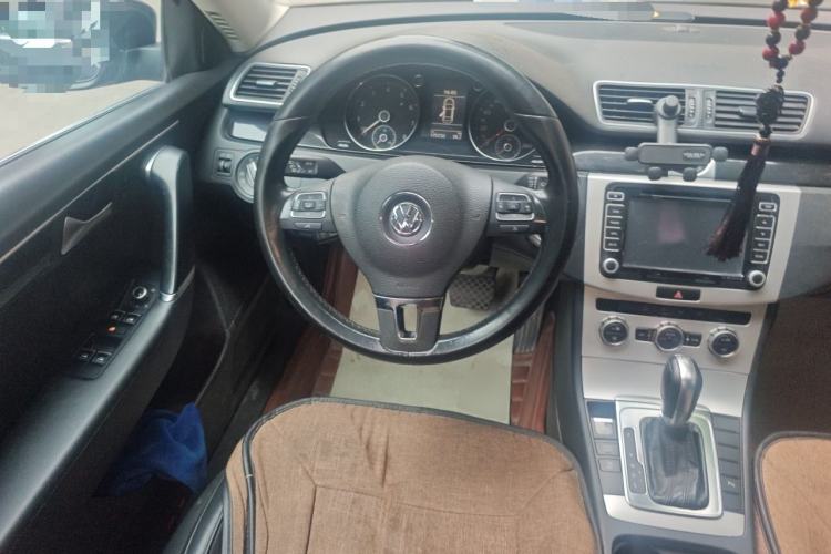 Used Volkswagen Magotan 2012 Revised 1.4 TSI Luxury Version Steering Wheel