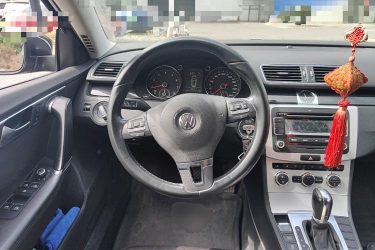 Used Volkswagen Magotan 2012 1.8TSI Luxury Model Steering Wheel