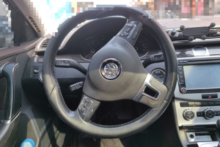 Used Volkswagen Magotan 2012 2.0 TSI Prestige Edition Steering Wheel