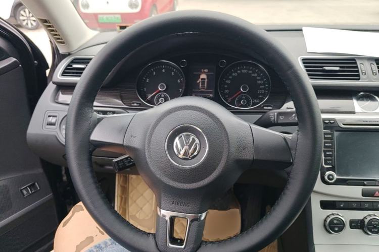 Used Volkswagen Magotan  Steering Wheel