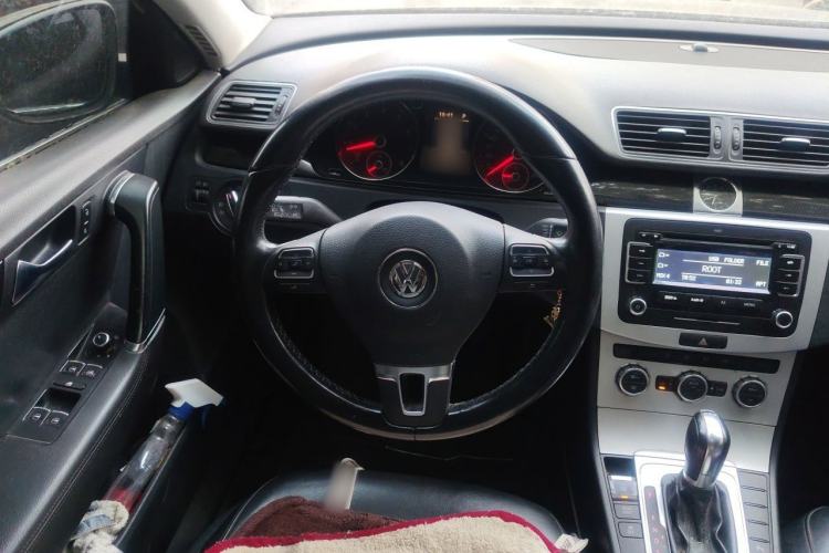 Used Volkswagen Magotan 2012 1.4TSI Luxury Model Steering Wheel
